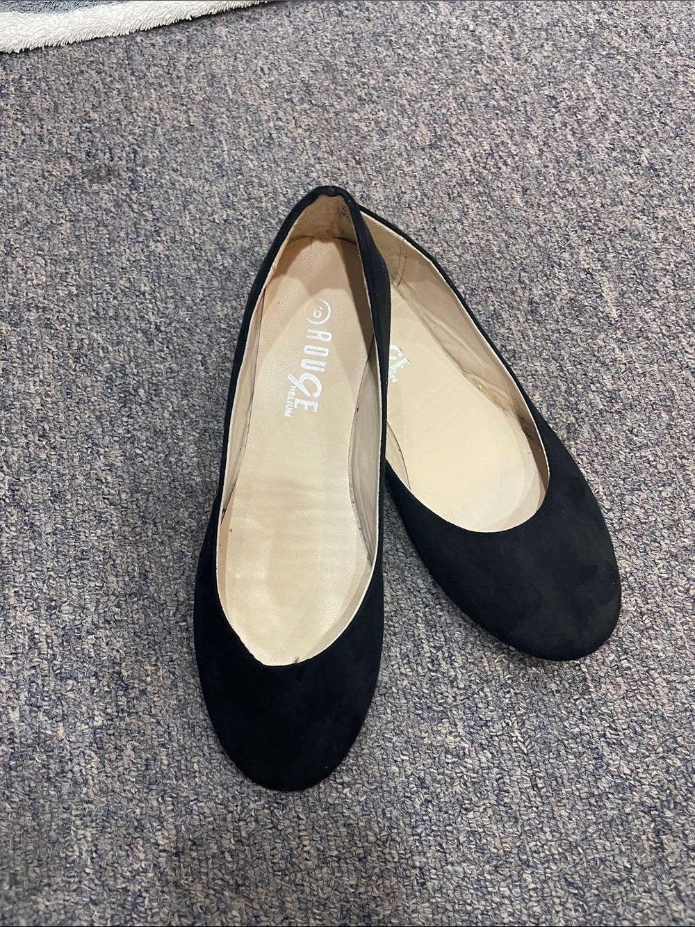 Rouge Helium Black Suede-Look Ballet Flats - Picture 4 of 4
